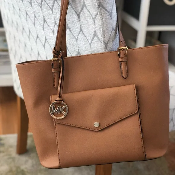 Michael kors tote with front pocket sale
